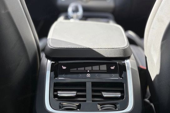 Volvo XC90 T8 AWD Plug-In Hybrid Ultra Dark 7os