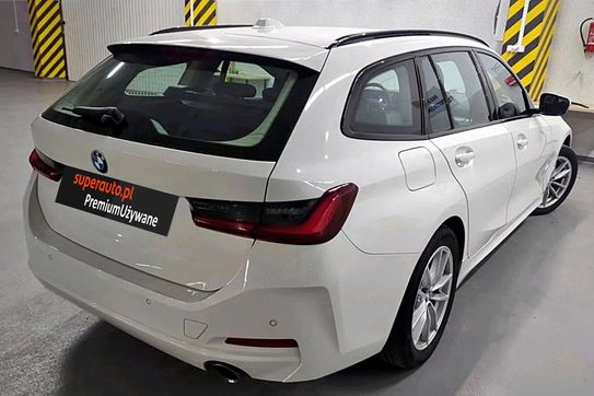 BMW Seria 3 318i aut