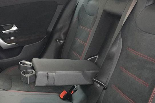 Mercedes CLA 250 4-Matic AMG Line Shooting Brake