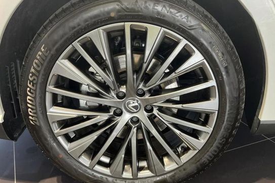 Lexus RX 450h+ Omotenashi 2.5 Hybrid Plug-in