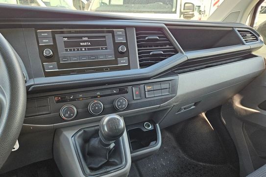 Volkswagen Transporter 2.0 TDI L2H1