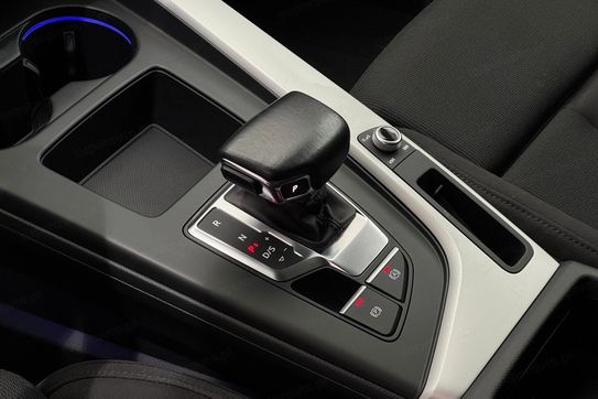 Audi A4 35 TFSI S Line