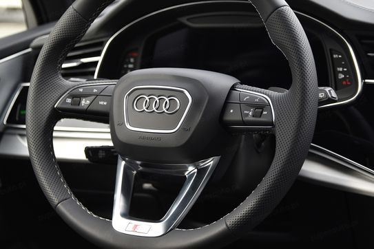 Audi Q8 50 TDI quattro