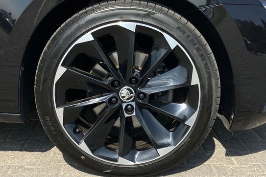 Skoda Superb 2.0 TDI SCR Sportline DSG