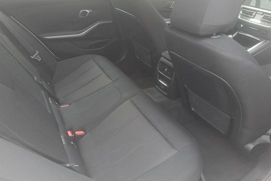 BMW Seria 3 Touring 318d M Sport