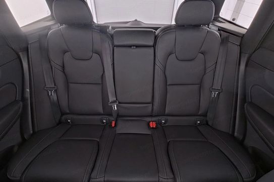 Volvo XC60 B5 B AWD Ultra Black Edition aut