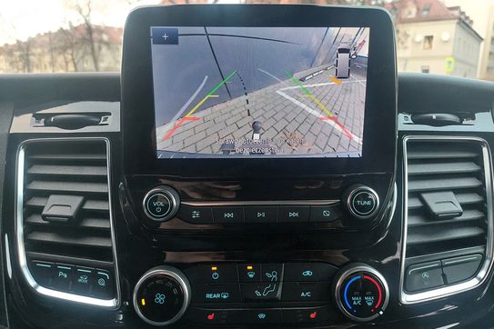 Ford Tourneo Custom L2H1 Titanium