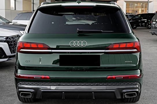 Audi Q7 55 TFSI e quattro S Line