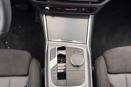 BMW Seria 3 330i xDrive M Sport