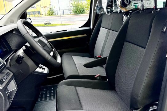 Opel Zafira Life Extra Long L2H1 Business AT8