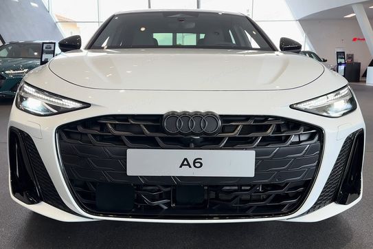 Audi A6 TDI quattro S line