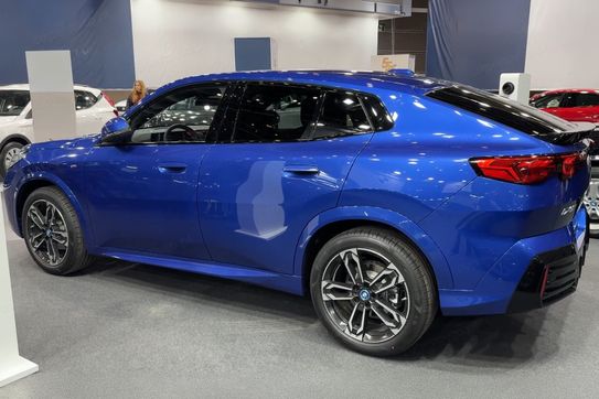BMW iX2 eDrive20 M Sport
