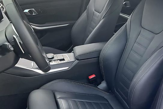 BMW Seria 3 320d xDrive M Sport