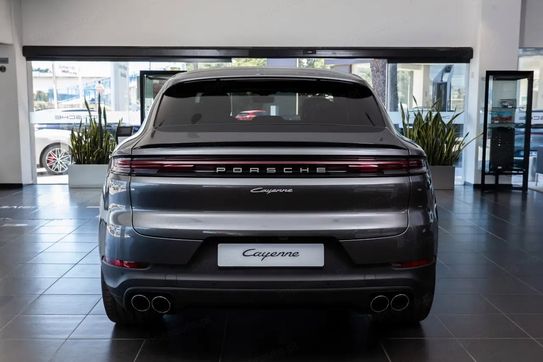 Porsche Cayenne Coupe E-Hybrid
