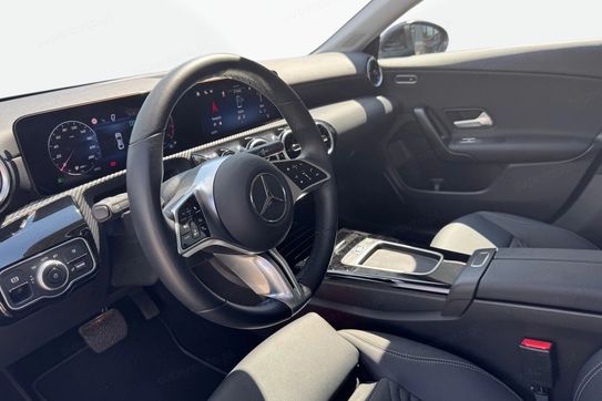 Mercedes CLA 180 Progressive