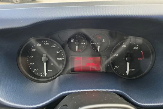 Iveco Daily 35S18A8 L4H2 HI-MATIC