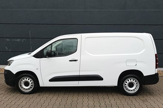 Peugeot Partner Van L2H1 AT