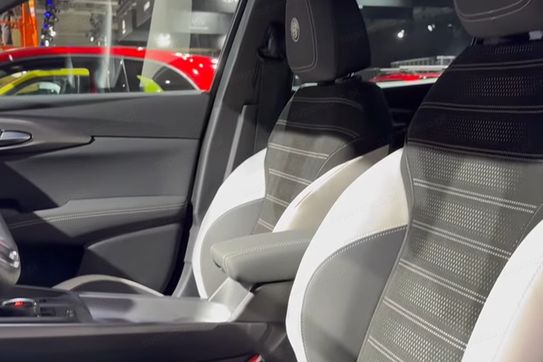 Alfa Romeo Tonale IBRIDA Sport Speciale