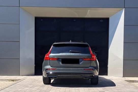 Volvo V60 B4 Ultra Dark