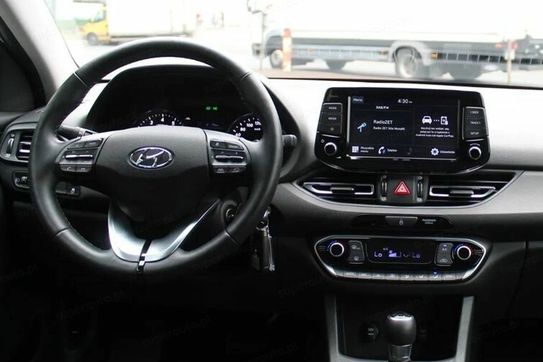 Hyundai i30 1.0 T-GDI Smart DCT