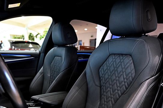 BMW Seria 5 520d xDrive M Sport