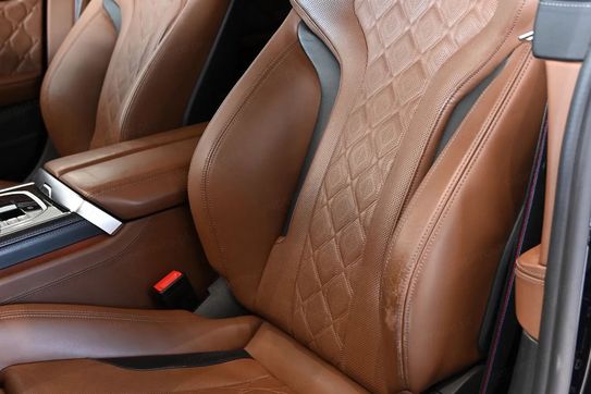 BMW Seria 8 M8 Competition