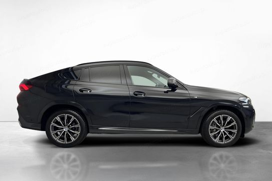 BMW X6 xDrive40d mHEV sport-aut