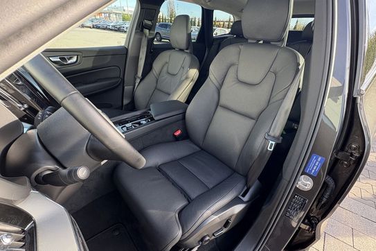 Volvo XC60 T6 Plug-In Hybrid AWD Plus Dark