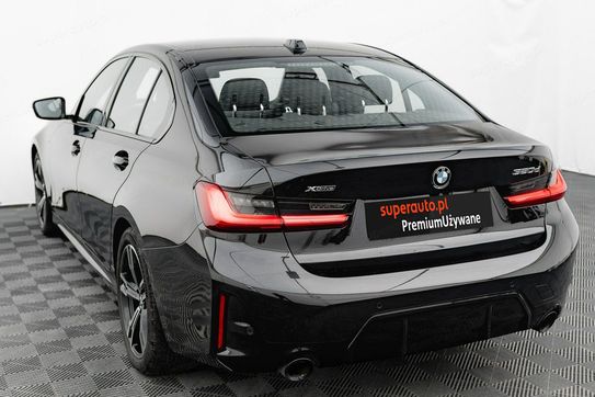 BMW Seria 3 320d xDrive M Sport sport-aut