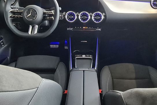 Mercedes GLA 200  AMG Line