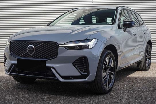 Volvo XC60 B5 AWD Plus Dark