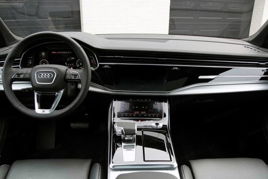 Audi Q7 50 TDI quattro S Line