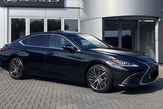 Lexus ES 300h Business Edition 2.5 E-CVT