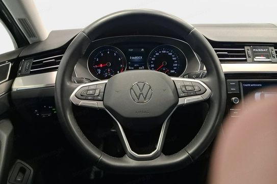 Volkswagen Passat 1.5 TSI EVO Elegance
