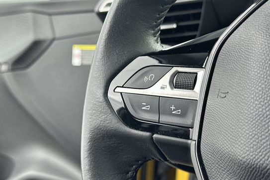 Peugeot 208 Allure BEV 50kWh AT