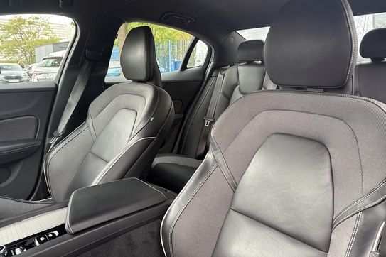 Volvo S60 B4 B R-Design