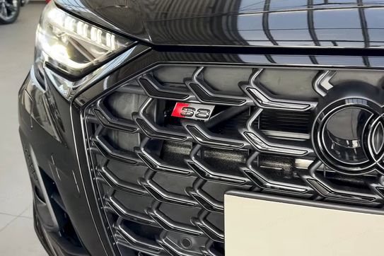 Audi A8 S8 TFSI quattro