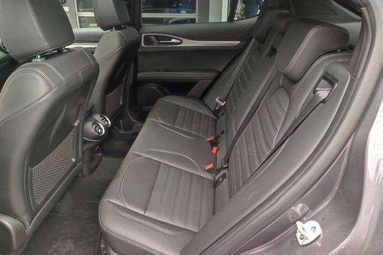 Alfa Romeo Stelvio Turbo Veloce Q4