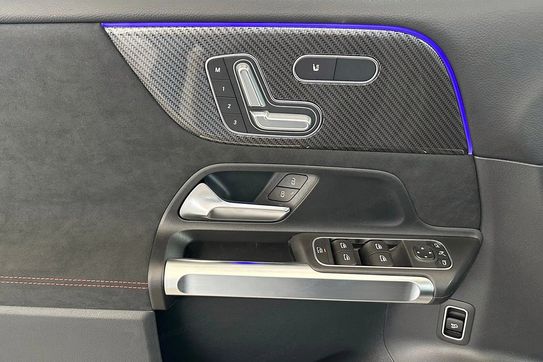 Mercedes GLB 200  AMG Line