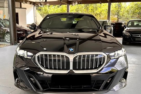 BMW Seria 5 520d xDrive M Sport