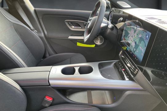 Mercedes CLA 200 4-Matic AMG Line