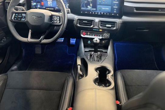 Ford Mustang Dark Horse aut 5.0 Ti-VCT V8