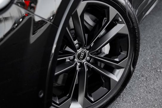 Audi Q7 50 TDI quattro S Line