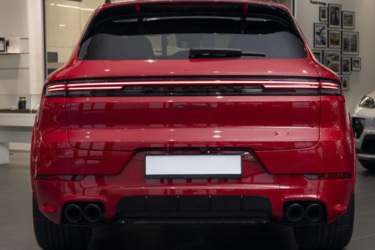 Porsche Cayenne E-Hybrid  Black Edition