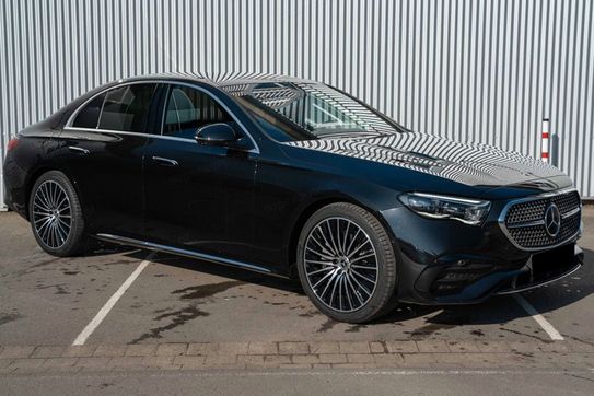 Mercedes Klasa E 300 e 4-Matic AMG