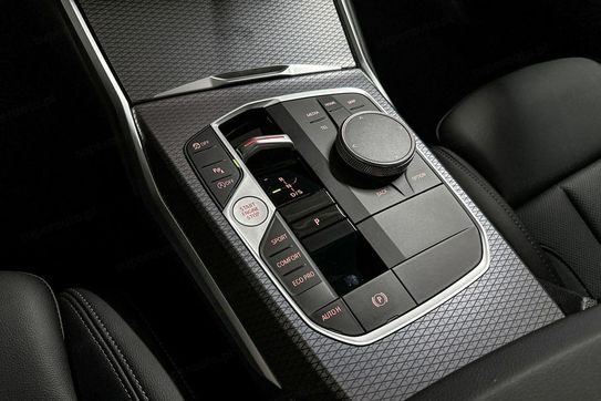 BMW Seria 3 318i M Sport