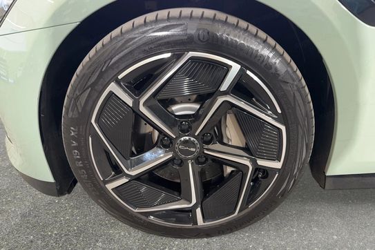 BYD Seal AWD