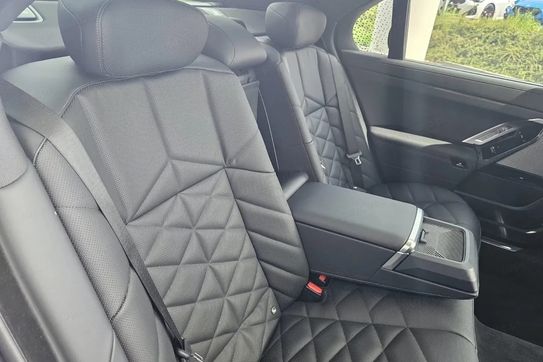 BMW Seria 7 740d xDrive M Sport