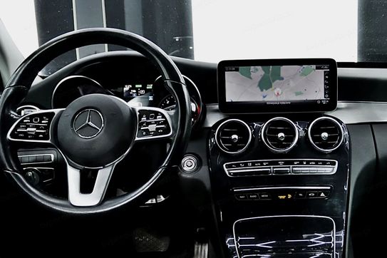 Mercedes Klasa C 300 de 9G-TRONIC