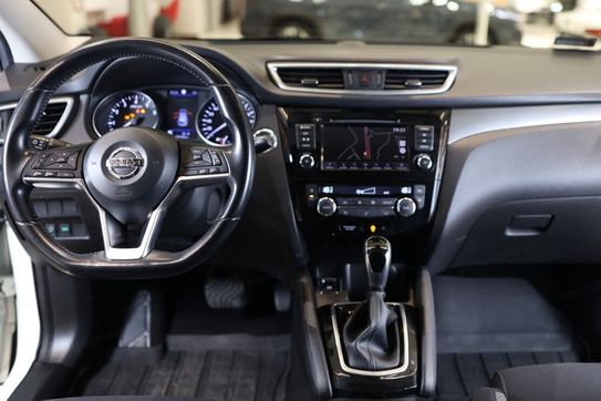 Nissan Qashqai 1.3 DIG-T N-Connecta DCT